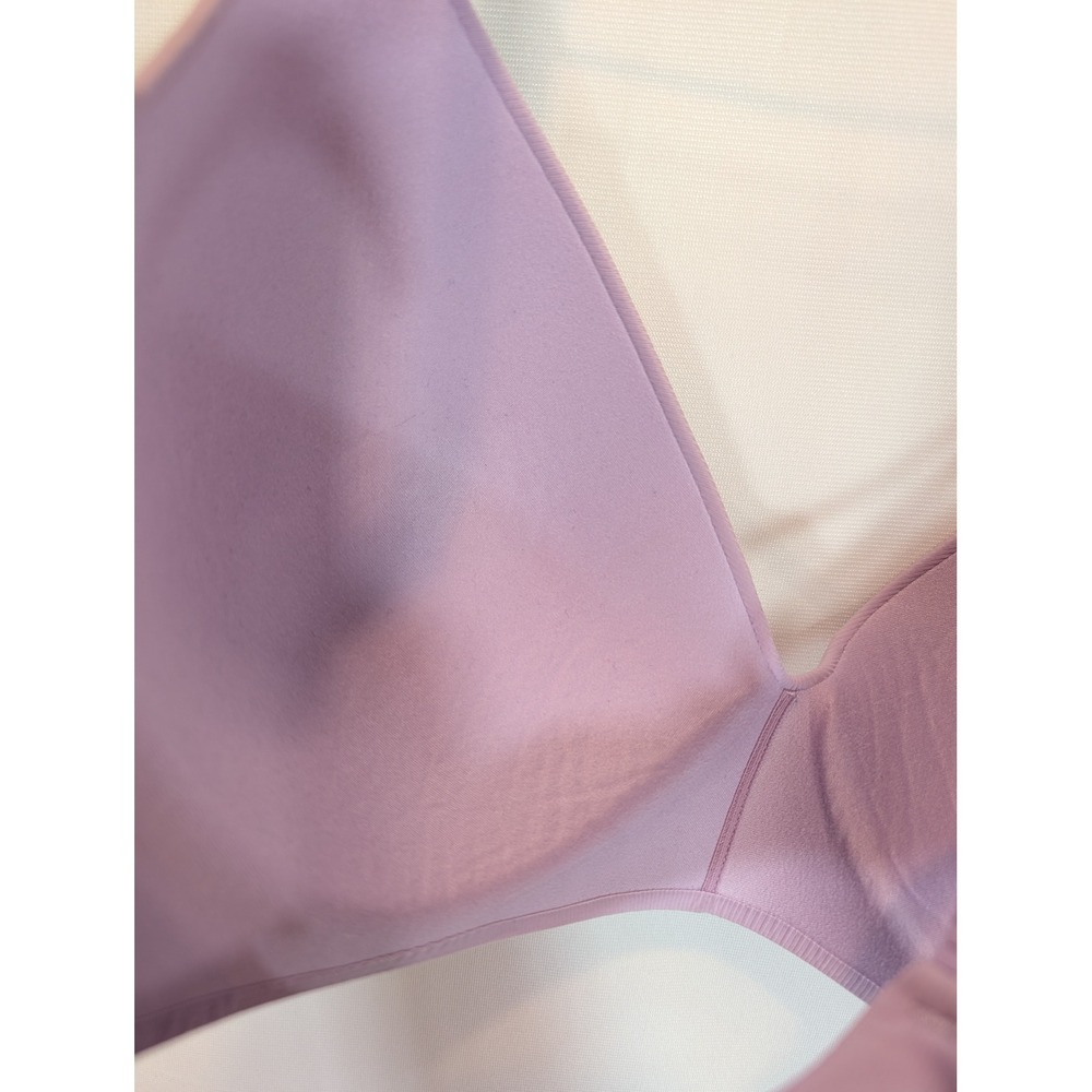 Victoria's Secret T-Shirt Bra Lightly Lined Wireless Purple 38DD Convertible - Picture 9 of 9